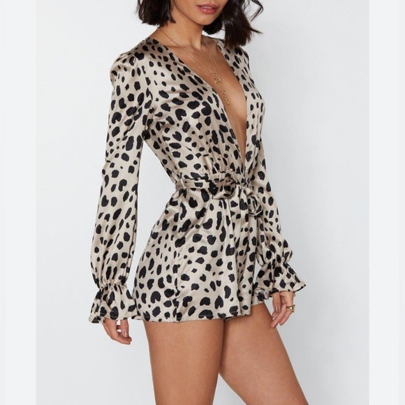 Nasty Gal Satin Romper Size 10 - Picture 3 of 7